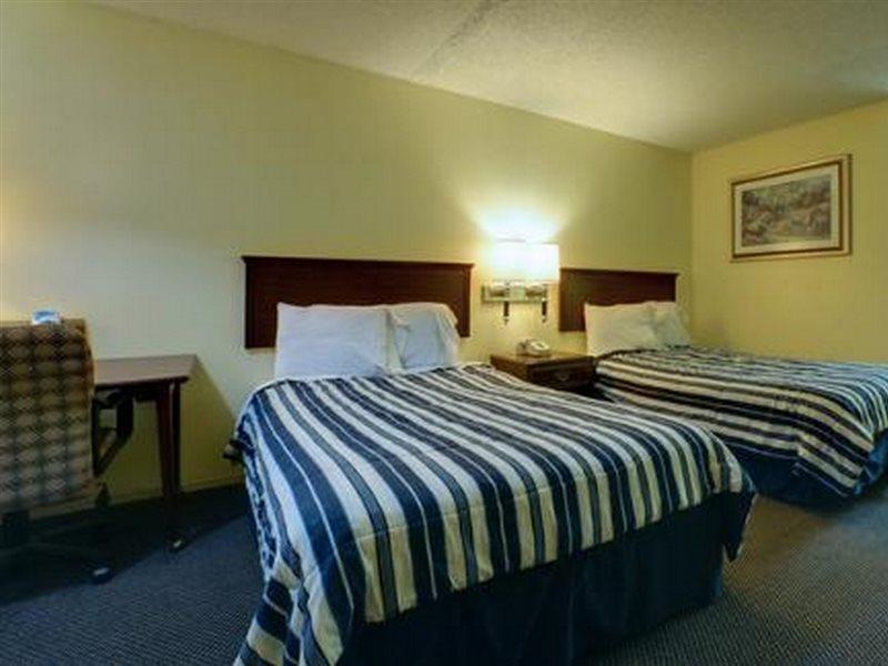 Americas Best Value Inn Comanche Екстер'єр фото