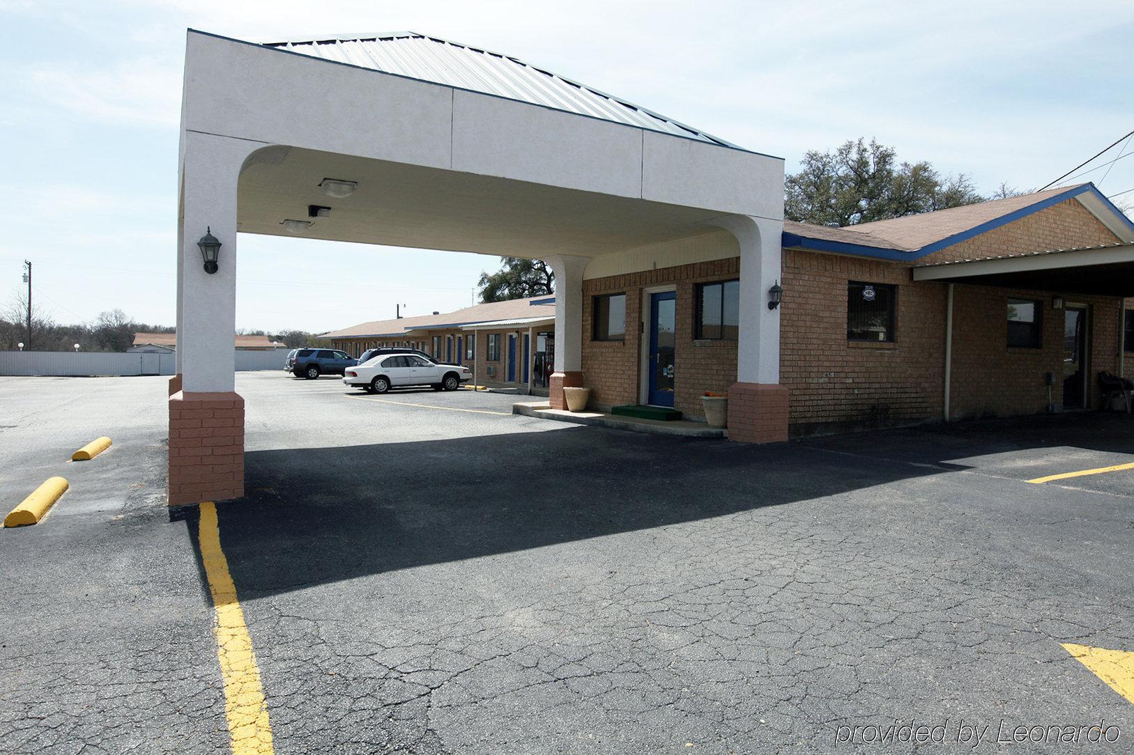 Americas Best Value Inn Comanche Екстер'єр фото