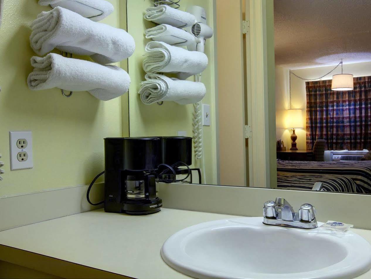 Americas Best Value Inn Comanche Екстер'єр фото